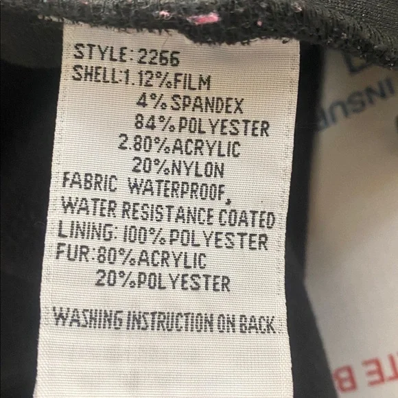 Black and silver ski jacket with detachable fur hat and zippered pockets. Large - Picture 16 of 16